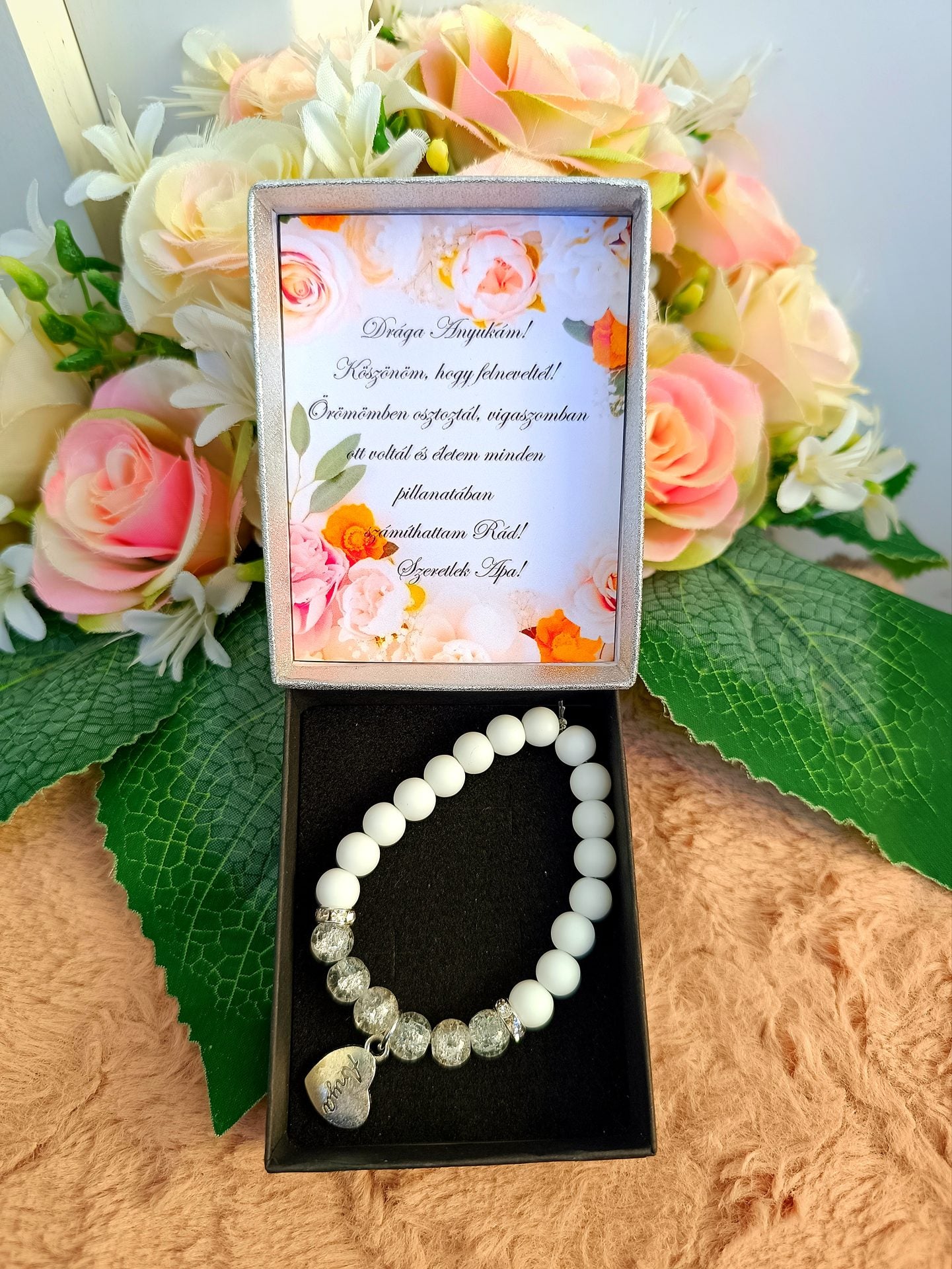 Ajándék anyának Anya medálos karkötő